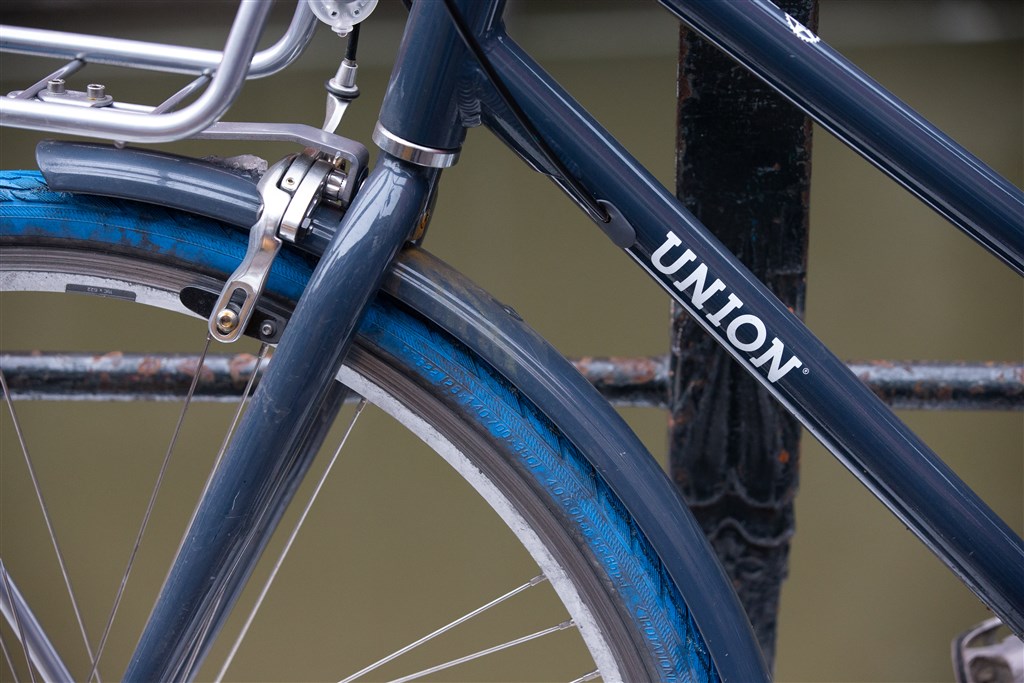 Auto- en fietsgigant Pon trekt de stekker uit Union. Daarmee komt een einde een oer-Hollands, iconisch fietsmerk dat veel pieken beleefde, maar ook door diepe dalen ging. Een laatste eerbetoon: rtl.nl/nieuws/rtl-z/a…