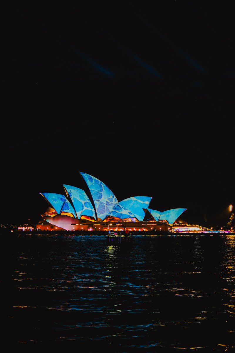oksnap_'s tweet photo. VIVID SYDNEY of this year!

#vividsydney  #sydney #fujifilm #photographers #fujifilmaus https://t.co/VPCAWKNVs9