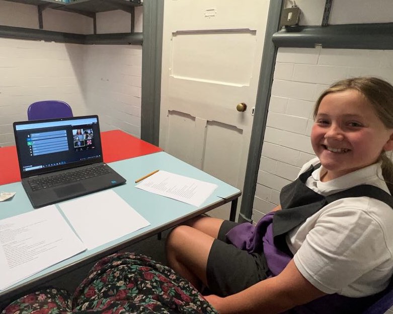 Miss Liney tweet media