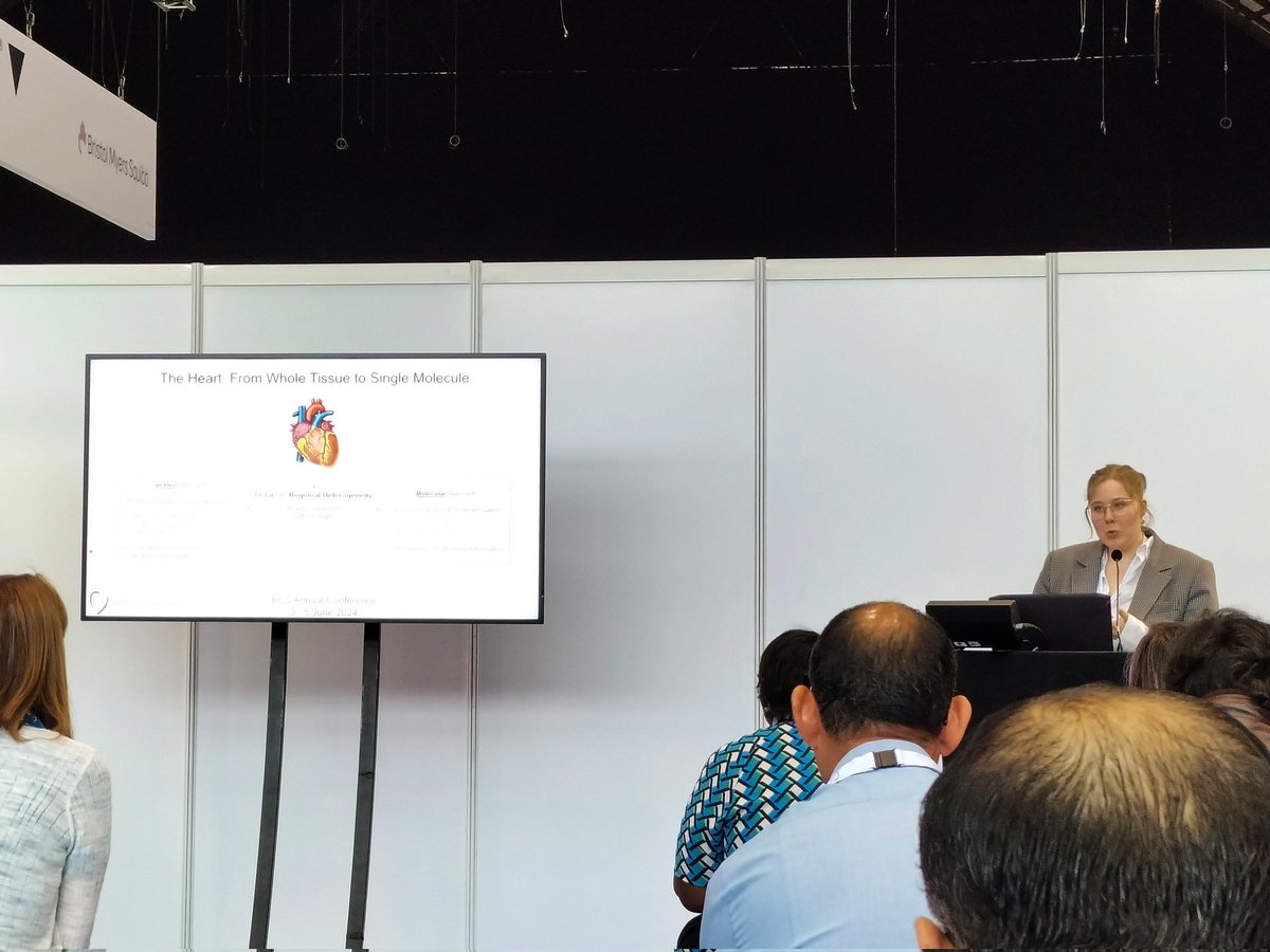 Intriguing opening for the 'Hot Topic' session by Angéline Geiser <a href="/SIPBS_Research/">SIPBS_Research</a>, discussing novel 3D imaging approaches for GLUT4 quantification #BCS2024