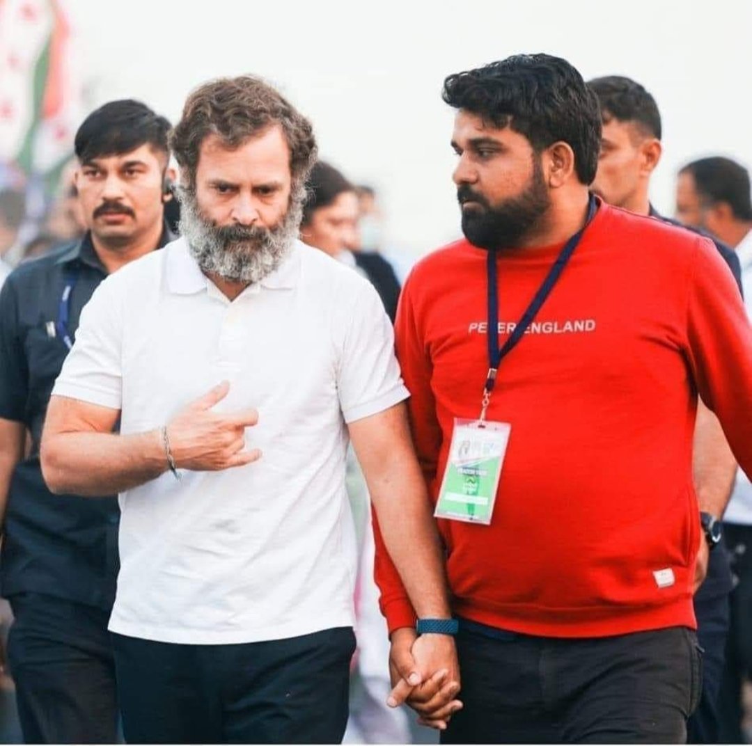 chhan_juned's tweet photo. ग़रीब मज़दूरों की आवाज़, संविधान के रक्षक,युवाओं की आवाज़ श्री राहुल गांधी जी को वायनाड (केरल) और रायबरेली (उत्तरप्रदेश) से ऐतिहासिक विजय होने पर बहुत बहुत बधाई एवं हार्दिक शुभकामनाएँ @RahulGandhi @INCIndia @priyankagandhi https://t.co/mluHvjnqGu