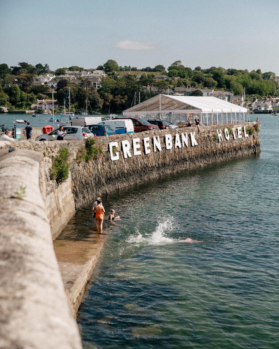 The Working Boat tweet media