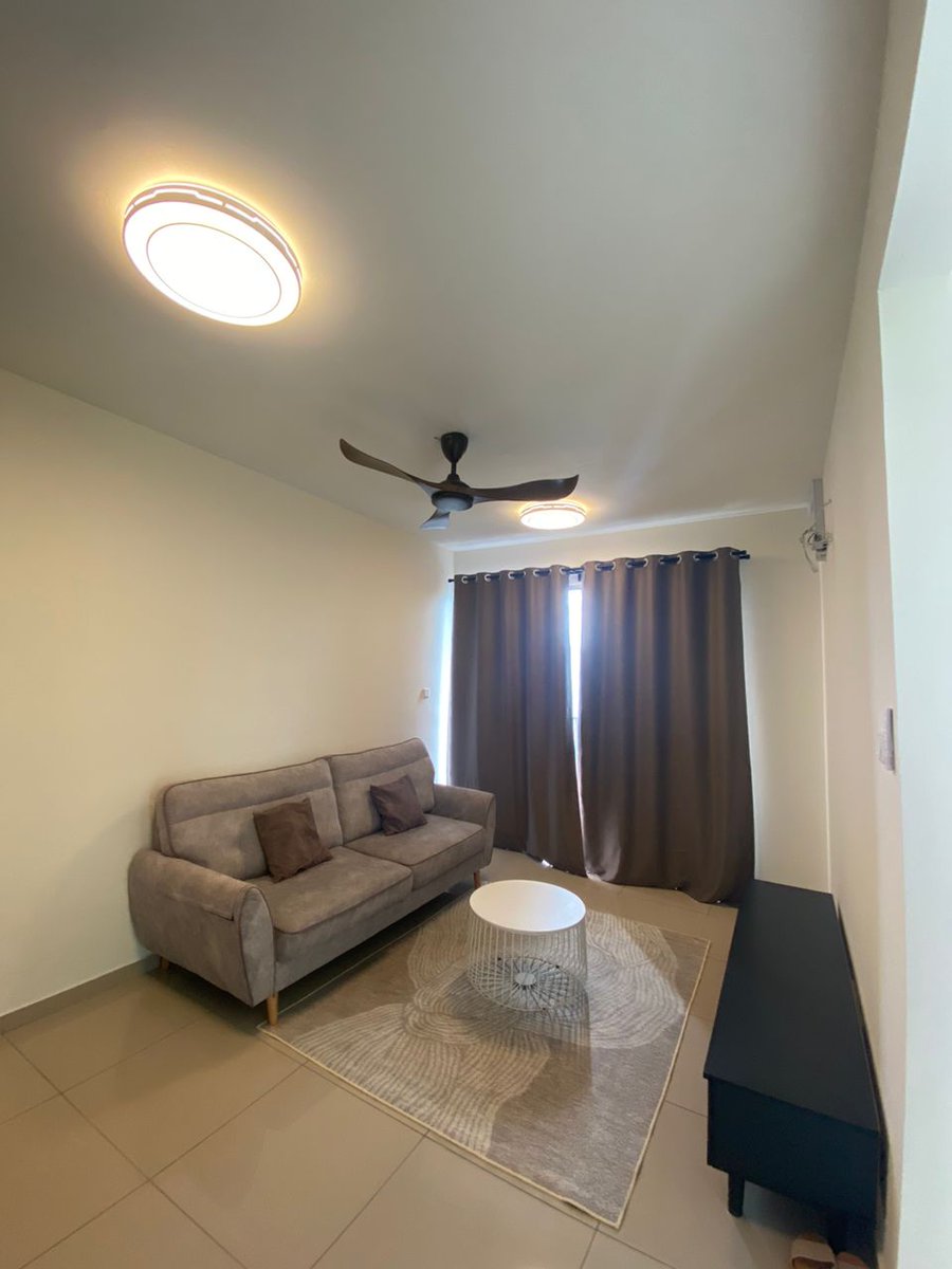 faeezza's tweet photo. Anyone looking for rumah sewa nearby KL area Selayang/Kepong, please contact me. 
Partially furnished new unit, 3 rooms 2 bathrooms, available July onwards. 
Rental: RM 1400 including maintenance https://t.co/fRybSEY5qw
