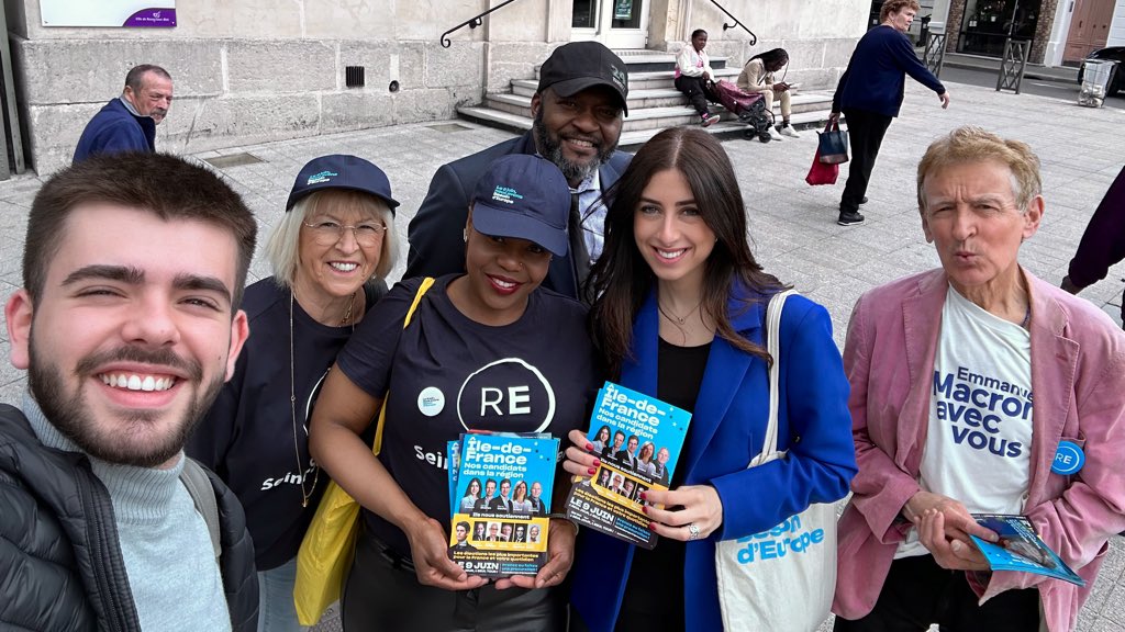 ShannonSeban's tweet photo. Matinée tractage @BesoindEurope sous le soleil de Rosny-sous-Bois 🇫🇷🇪🇺☀️

Rosnéennes, Rosnéens, on compte sur vous : le 9 juin, on vote @ValerieHayer ! 🗳️ https://t.co/fACdCwuDdY