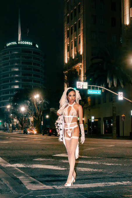 Now visiting Orange County! Limited time ❤️☎️ https://t.co/qRVFx5C3pL