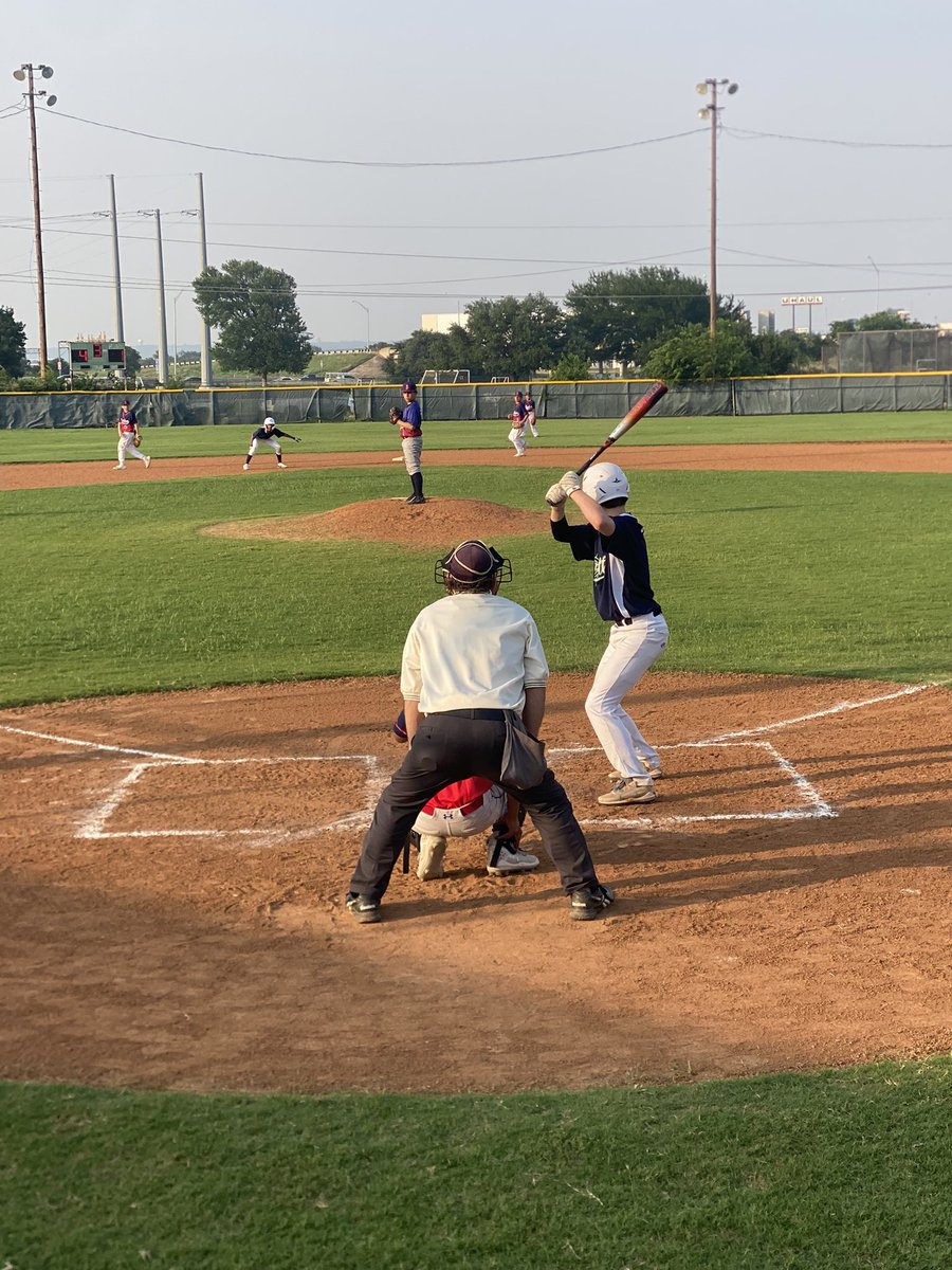 hdw5707's tweet photo. Another W for the good guys last night! And I had a sweet little sidekick helping me with the pitch count ♥️ #GoNorth #JSIT https://t.co/eDfvRb9BCg