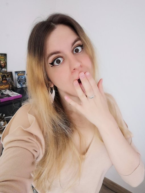 It's my birthday 🎂 https://t.co/VIPbExCsaP<a href="/tag/sunshine"class="tags"><span>#sunshine</span></a><a href="/tag/sundayvibes"class="tags"><span>#sundayvibes</span></a>