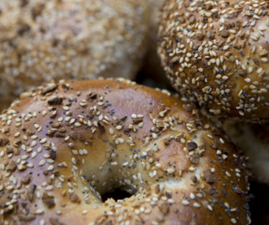 Start your day by shipping bagels to your favorite person!
Order now: getmurraysbagels.com
#shippingbagels #murraysbagels