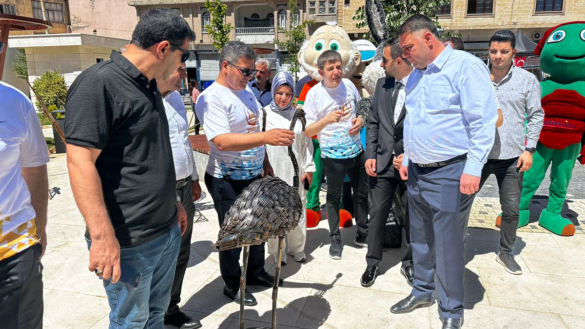 midyatilcemem's tweet photo. Gelecek nesillere yaşanabilir bir dünya bırakmak için bugünden atılacak adımların önemiyle @MidyatBld'nin düzenlediği #5HaziranÇevreHaftası Etkinliklerinde @NuriTurgut4747 öğrencilerimizin hazırlamış olduğu sıfır atık sergisi büyük beğeni topladı.
@omerfrkozdemir
@abdurrahimdmr47 https://t.co/FAWSXYuNqw