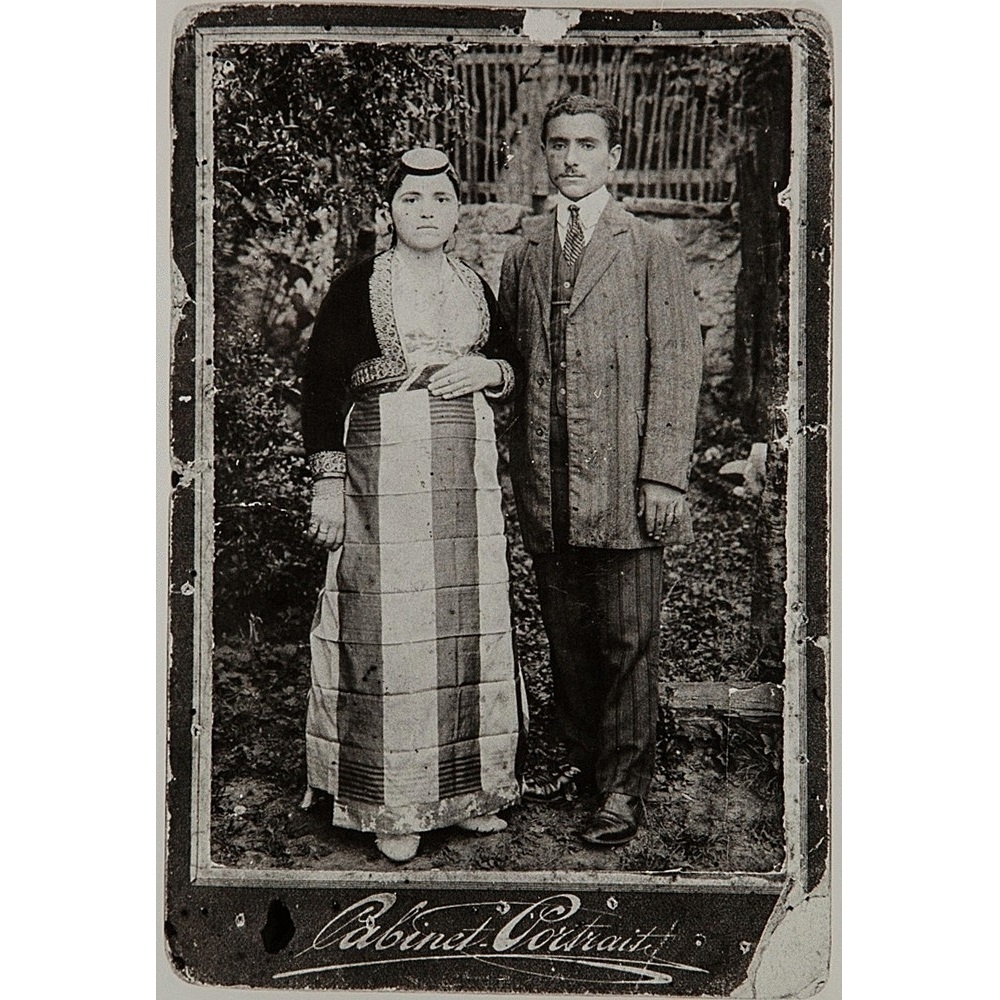 PontosWorld's tweet photo. The wedding photo of Mr and Mrs Eleftheriadis of Ünye (Gr: Oinoy), 1892. 

Photo: Odyseas Dasoulas. Epitropi Pontiakon Meleton, Greece. Source: https://t.co/hKlVJX4JDB https://t.co/r1PSSp6Htw