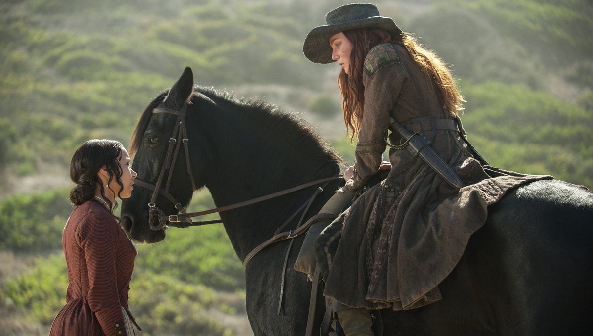SpringfonteinE's tweet image. Relive the adventure with Clara Paget as Anne Bonney in #BlackSails, filmed at Springfontein! 🌿🐎 From thrilling horseback rides to intense standoffs, our location brought these scenes to life.

#FilmLocation #CapeTown