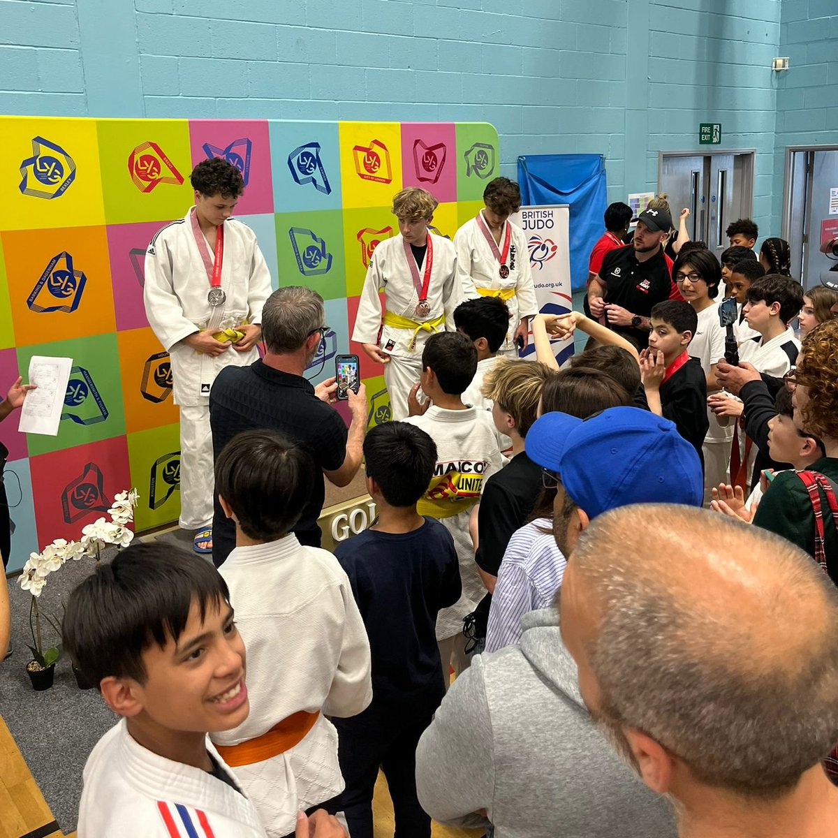 The London Youth Games Judo Finals took place over the weekend and what an amazing event it was! 🏆 
We're thrilled to announce that Team Enfield did us proud, winning 1 bronze and 2 silver medals.

#LondonYouthGames #Judo #Activeenfield #Enfieldcouncil #Supportingyoungenfield