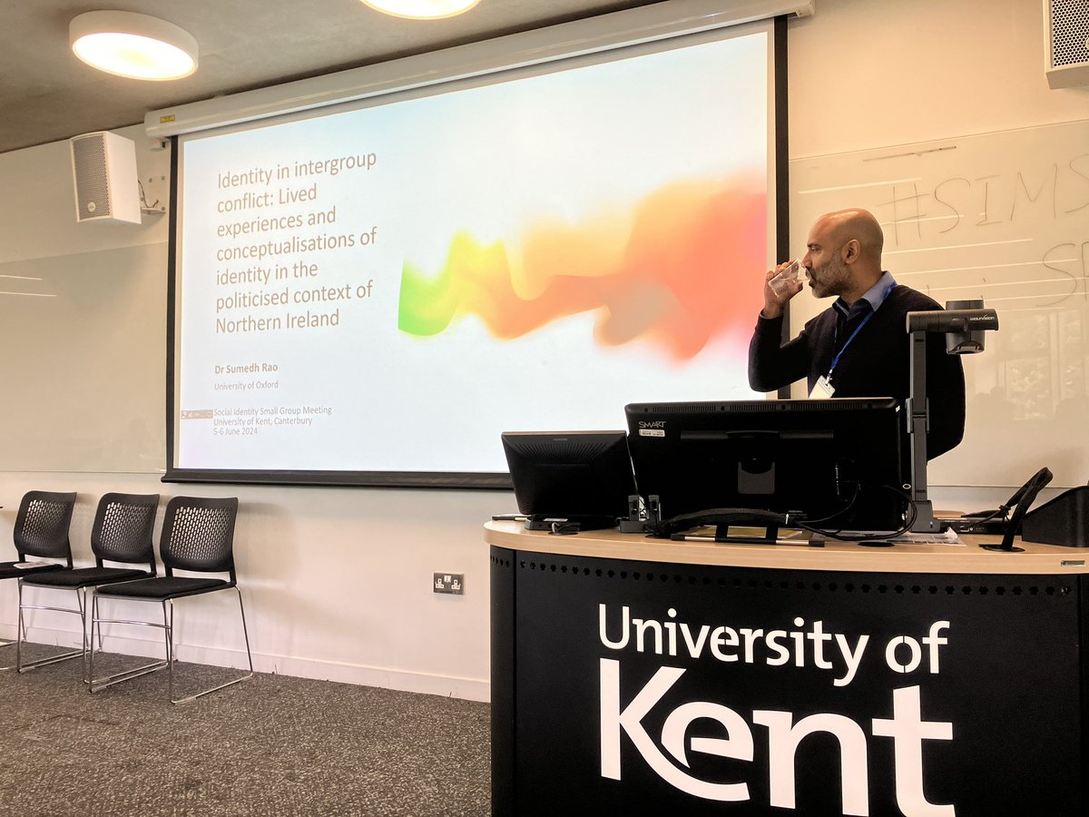 Hirotaka Imada (@hiro_imada) on Twitter photo <a href="/sumedhrao/">Dr Sumedh Rao</a> talking about identity and Intergroup conflicts in Northern Ireland
#SIMS2024 <a href="/sumedhrao/">Dr Sumedh Rao</a> talking about identity and Intergroup conflicts in Northern Ireland
#SIMS2024