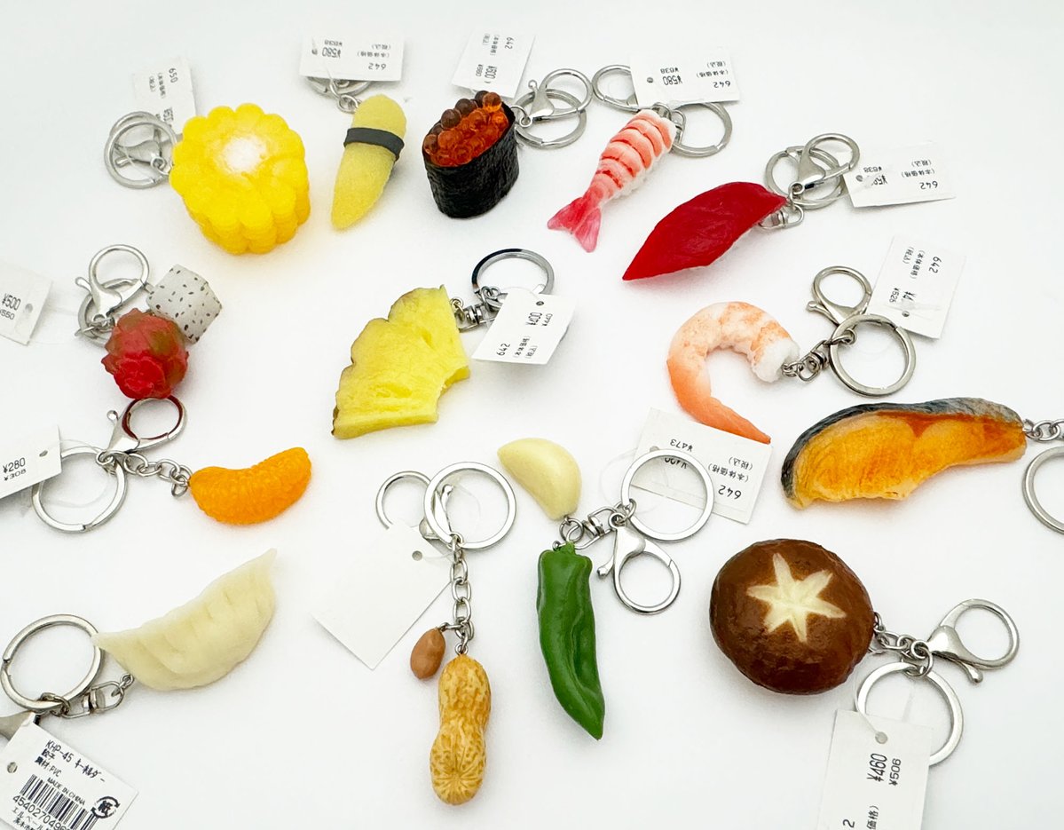 みんな大好き😍 食品サンプルのキーホルダー🍣 お寿司やフルーツから