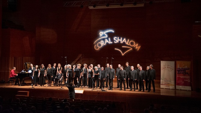Assaig general (@assaig_general) on Twitter photo 🎙La <a href="/CoralShalomCat/">Coral Shalom</a> celebrarà demà el 50è aniversari amb un concert a l'<a href="/AuditoriEG/">Auditori Municipal Enric Granados de Lleida</a> de Lleida
🔊ccma.cat/3cat/la-coral-… 🎙La <a href="/CoralShalomCat/">Coral Shalom</a> celebrarà demà el 50è aniversari amb un concert a l'<a href="/AuditoriEG/">Auditori Municipal Enric Granados de Lleida</a> de Lleida
🔊ccma.cat/3cat/la-coral-…