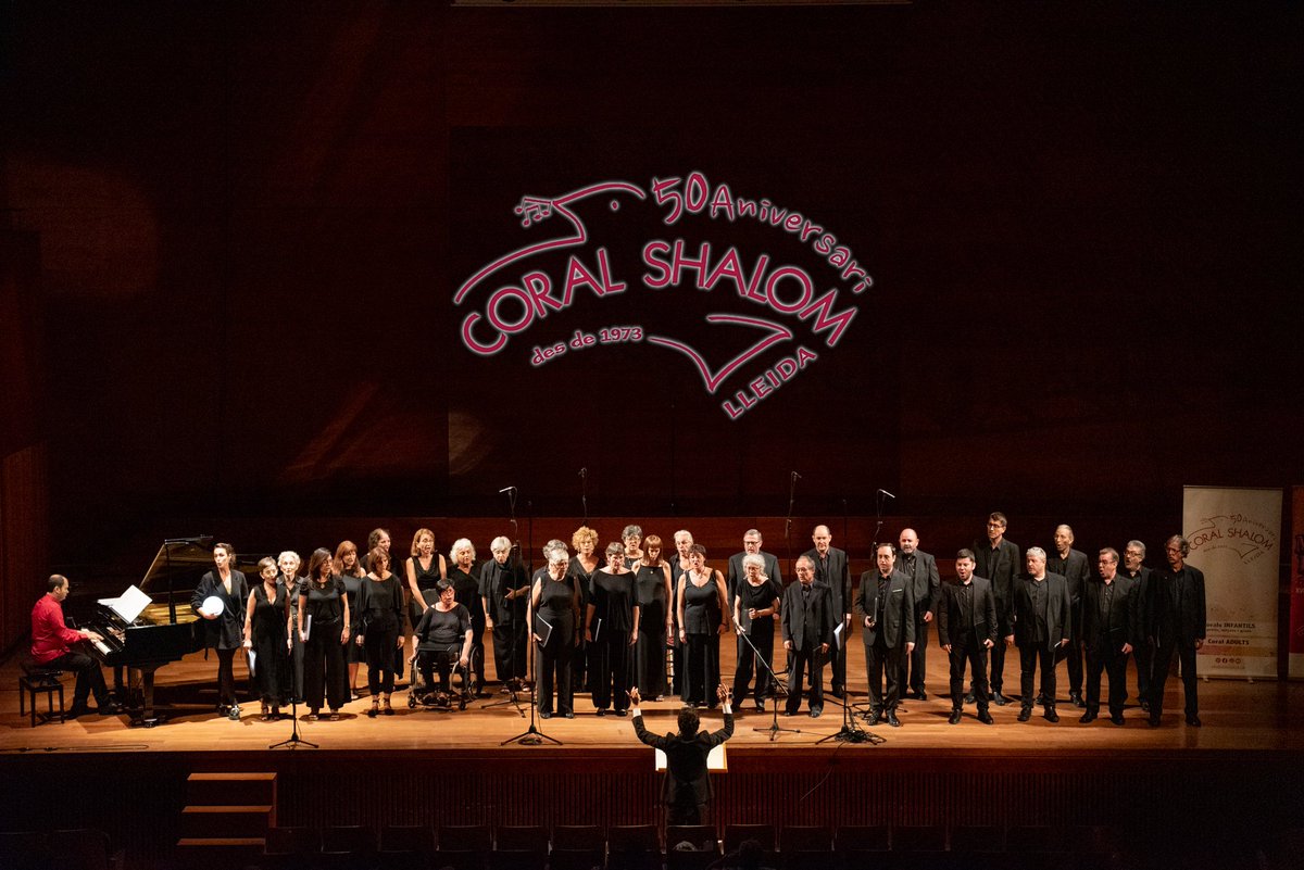 Ajuntament de Lleida (@paerialleida) on Twitter photo La <a href="/CoralShalomCat/">Coral Shalom</a> tanca la celebració del 50è aniversari amb un concert a l’<a href="/AuditoriEG/">Auditori Municipal Enric Granados de Lleida</a>. Una vuitantena de músics pujaran diumenge (dia 9) a l’escenari per interpretar “Elogi a la pau”.
La coral actuarà amb el <a href="/LleidaCcaeg/">CCAEG Lleida</a> i l’<a href="/OdGirona/">Orquestra de Girona</a>.
▶️ paeria.cat/ca/actualitat/… La <a href="/CoralShalomCat/">Coral Shalom</a> tanca la celebració del 50è aniversari amb un concert a l’<a href="/AuditoriEG/">Auditori Municipal Enric Granados de Lleida</a>. Una vuitantena de músics pujaran diumenge (dia 9) a l’escenari per interpretar “Elogi a la pau”.
La coral actuarà amb el <a href="/LleidaCcaeg/">CCAEG Lleida</a> i l’<a href="/OdGirona/">Orquestra de Girona</a>.
▶️ paeria.cat/ca/actualitat/…
