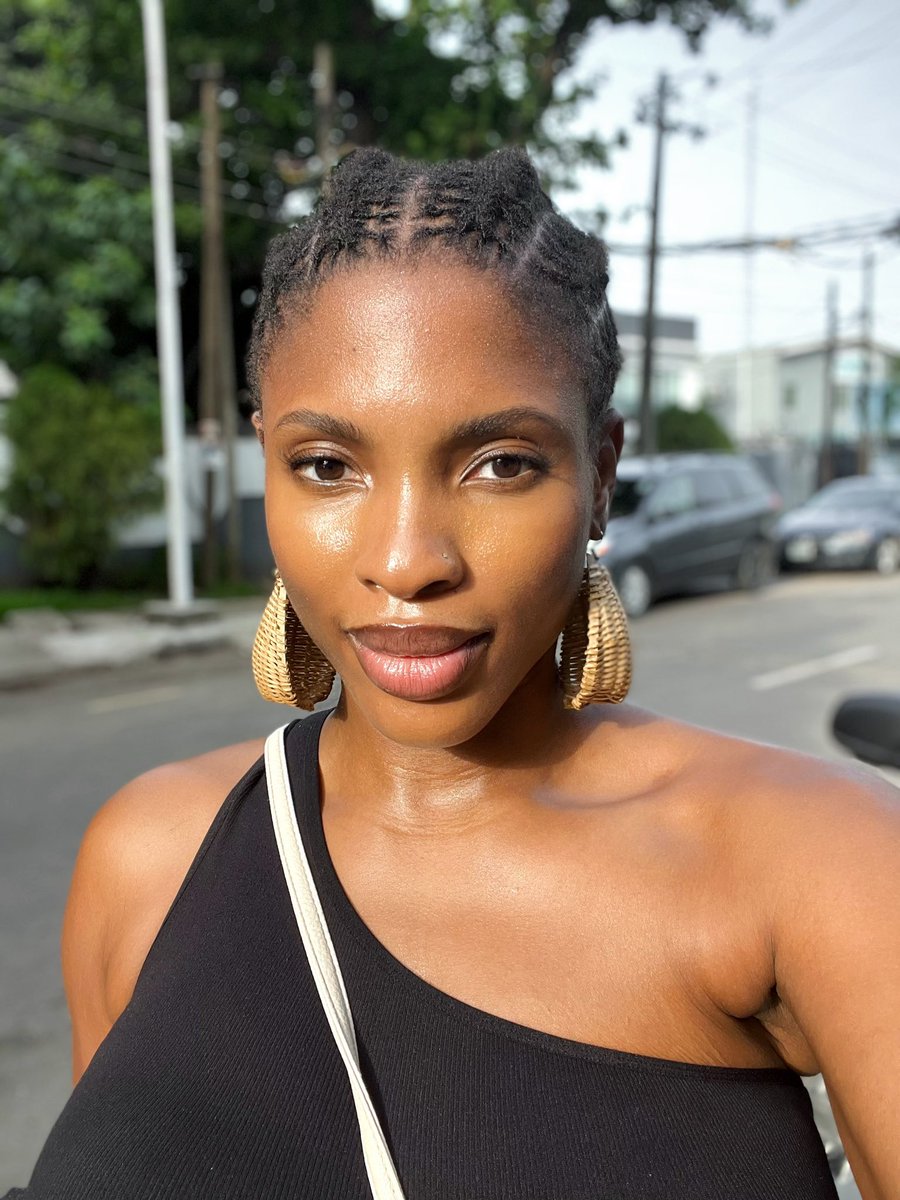 iamrenike's tweet image. Me and my work ☀️