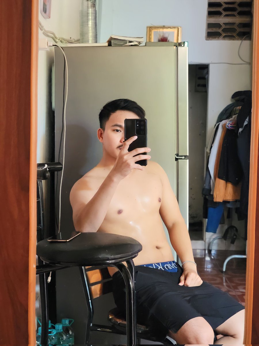 VGTIvPwsfd5485's tweet photo. ម៉ាប់ៗ😂 https://t.co/91CGSE4gMk