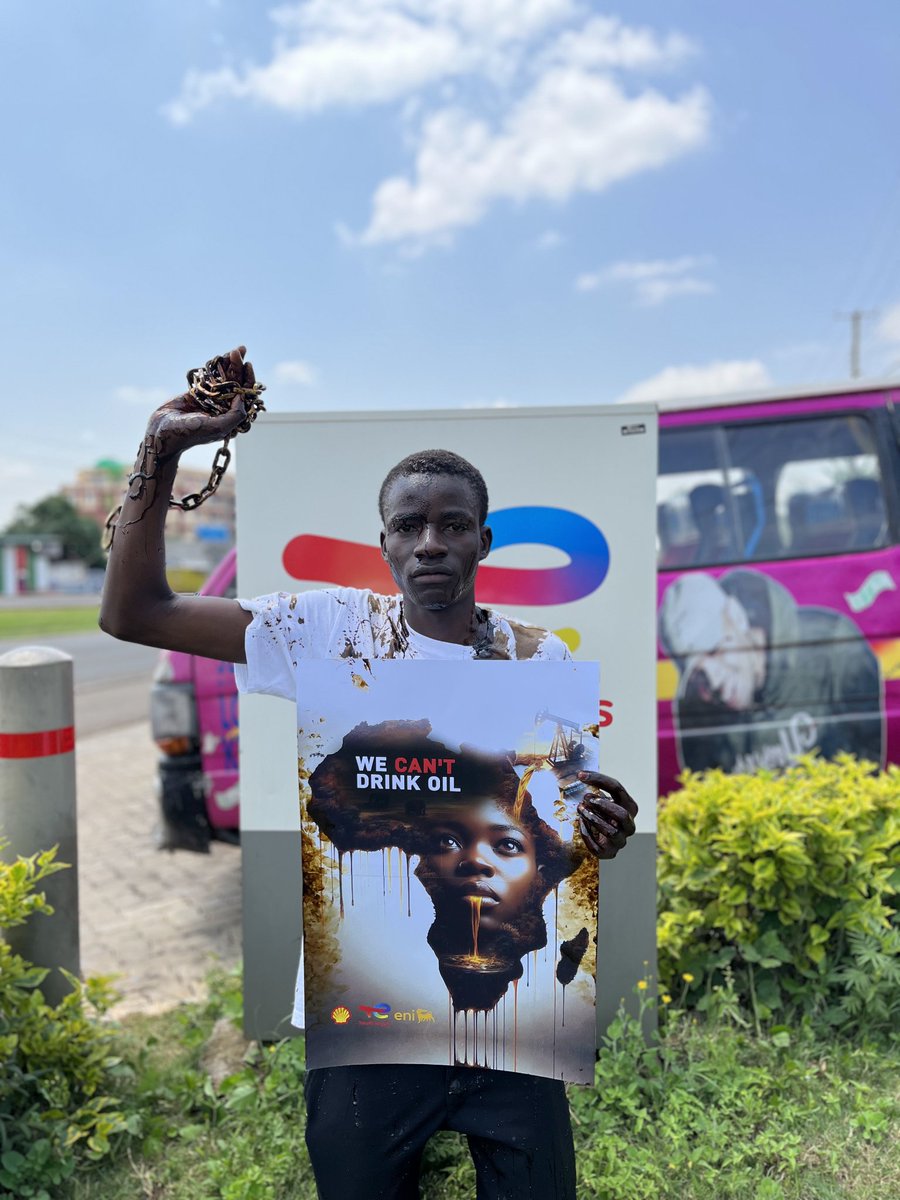 Africa needs to build a political momentum around banning fossil fuel and adjust to just transition.
  By adding our voices 👉bit.ly/454YkeR Africa can transition to renewable energy and combat desertification and land restoration. #WED2024 
 #GenerationRestoration