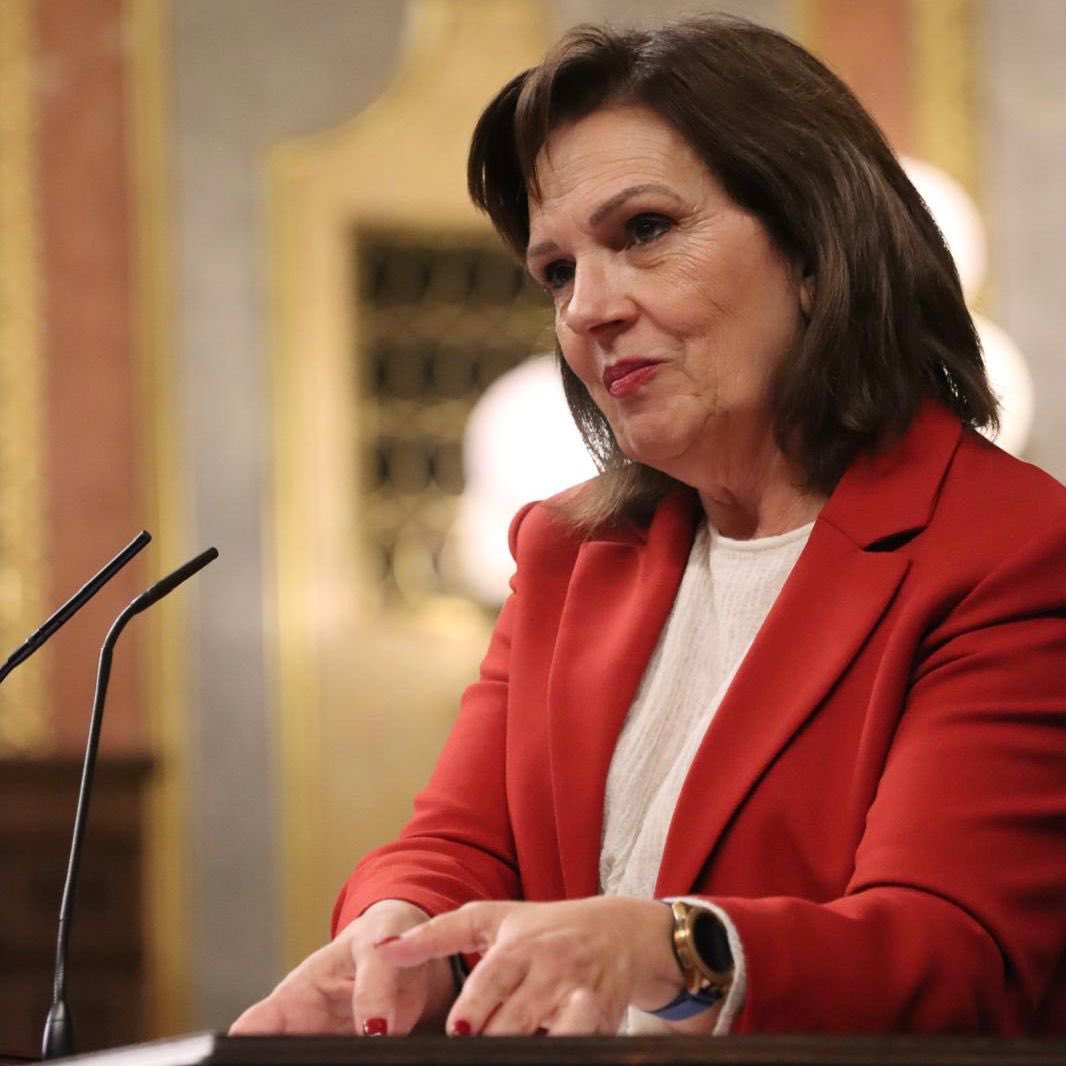 En el PSPV-PSOE de Quart de Poblet estamos de enhorabuena, una vez más. 🌹🌹

👉🏼🎓 Nuestra compañera <a href="/carmenpsoe/">Carmen Martínez Ramirez./❤</a> ha sido nombrada Portavoz de Sanidad del Grupo Socialista en el Congreso.

Lee la noticia completa pinchando el link: 📲 psoequart.es/carmen-martine…