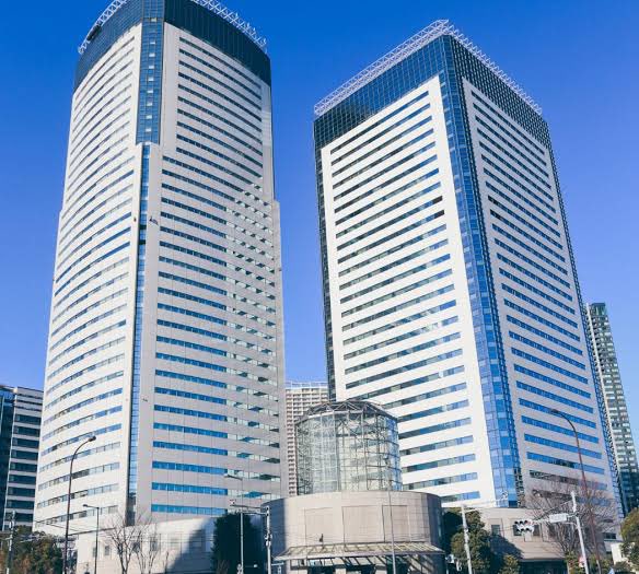 senobi25's tweet photo. 関関同立狙い目企業【NTTデータ】

夏インターン〆切【6月11日正午】

内容【ES＋webテ＋顔写真】

魅力
・平均年収867万円の高待遇！
・首都圏勤務！(東京、千葉、神奈川)
・抜群の福利厚生！(リモートワーク、スーパーフレックス、有休消化率100%、住宅補助有り)

#26卒 #26卒と繋がりたい #関関同立 https://t.co/cbfxHXAZR4