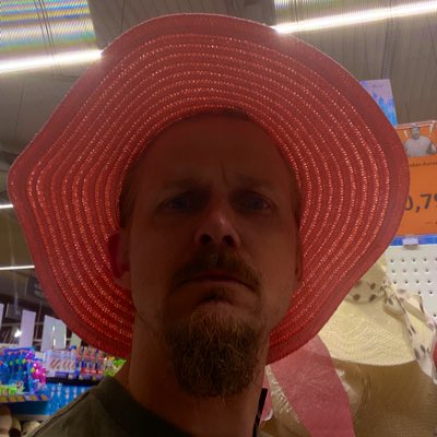 SairaM_LV's tweet photo. #pinkismycolor
#summerftw https://t.co/t4CRT1COC3