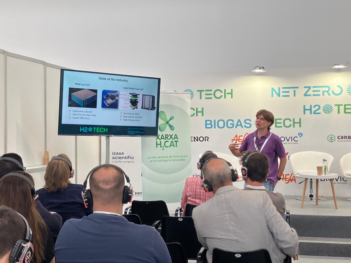 IREC_Energia's tweet image. 🗣Hoy, Marc Torrell nos ha hablado sobre pilas de combustible de óxido sólido #SOFC para movilidad, y las últimas innovaciones tecnológicas desarrolladas en el departamento @atlab15 de @IREC_Energia 
📍Foro @FeriaNetZero #H2Tech coordinado por @xarxaH2CAT 
#IRECevents