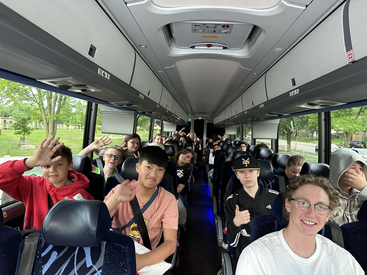 Ottawa here we come!!! <a href="/Woodman_Wolves/">Woodman Wolves</a> adventure begins!  <a href="/GEDSB/">Grand Erie District School Board</a> #wolvestakeoverottawa