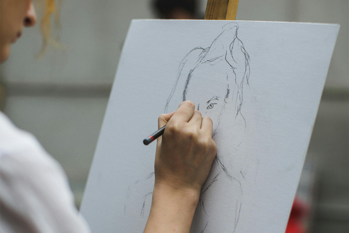 Swift Cultural Centre (@theswifttrim) on Twitter photo 🎨 Complementing the highly successful Life Drawing sessions at <a href="/solsticearts/">Solstice Arts Centre</a> in Navan, we are delighted to host two full Life Drawing Days at Swift Cultural Centre, with the first one taking place this weekend!
📅 Sat 8 & Sat 29 June
⏰ 10:30am - 4pm
🎫 swiftculturalcentre.ie/event/life-dra… 🎨 Complementing the highly successful Life Drawing sessions at <a href="/solsticearts/">Solstice Arts Centre</a> in Navan, we are delighted to host two full Life Drawing Days at Swift Cultural Centre, with the first one taking place this weekend!
📅 Sat 8 & Sat 29 June
⏰ 10:30am - 4pm
🎫 swiftculturalcentre.ie/event/life-dra…