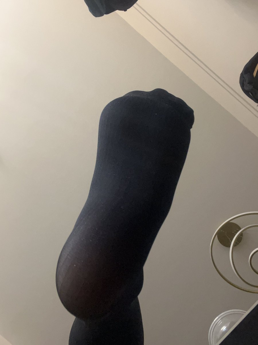 妈的傻逼过来舔！是不是看到就受不了了骚逼玩意！#丝袜 #S #M #反差 #男大 #贱狗