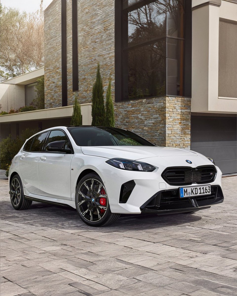 motorforms's tweet image. The new BMW 1 Series 

Hit or miss? 🤔