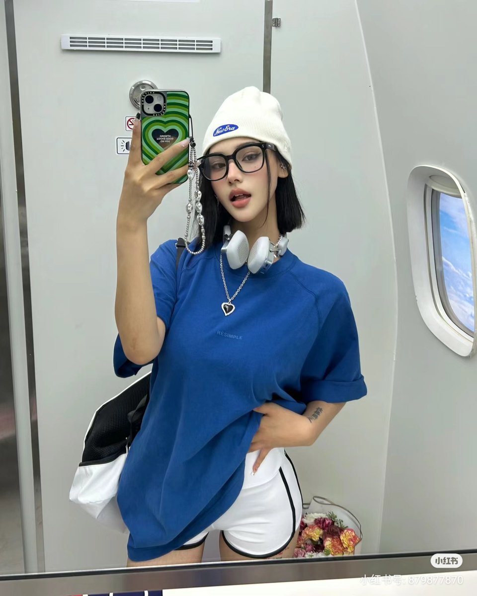 mrehtfox's tweet photo. ⁤    ⁤    ⁤𝒊  𝗍𝗋𝗒 𝗍𝗈 𝒍𝗂𝗏𝖾  𝗂𝗇 𝖻᤻𝗅᤻𝖺᤻𝖼᤻𝗄᤻ 𝖺𝗇𝖽  𝗐𝗁᤻𝗂᤻𝗍᤻𝖾 
⁤    ⁤    𝖻𝗎𝗍 𝗂'𝗆 𝗌𝗈 𝒃𝒍𝒖𝒆 ── 𝑖'𝗆 𝗍𝗋𝗎𝖾 𝑏𝑙𝑢𝑒
⁤    ⁤    𝗒𝗈𝗎'𝗋𝖾 𝒃𝑙𝑢𝑒𝑟  ⚹︎  𝗍𝗁𝖺𝗇 𝖺 𝖻𝗎𝗍𝗍𝖾𝗋𝖿𝗅𝗒 
⁤    ⁤    * .  •  ╱  #rainbowday #unisqd https://t.co/qPRFtukbuj