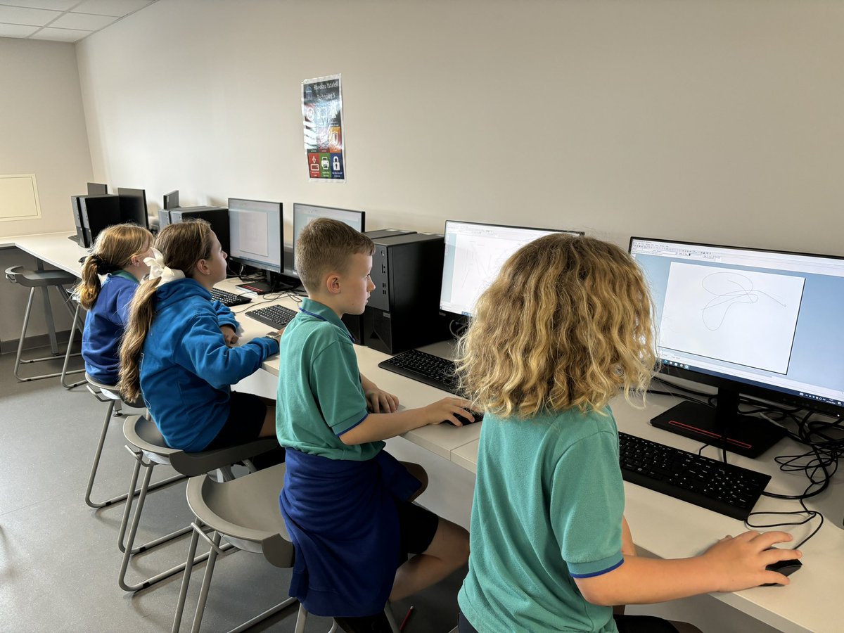 Diolch Mr Davies <a href="/YGBroMorgannwg/">Ysgol Y Fro-Uwchradd</a> am ddangos proses argraffwr laser ar gyfer prosiect ysgol 🥽💻 Rydyn ni’n edrych ymlaen at weld ein prosiect yn dod yn fyw! 

Thank you Mr Davies for showing the Dewiniaid Digidol how to create work with the laser printer🥽💻 

<a href="/nanttalwg/">Ysgol Y Fro(Cynradd)</a>