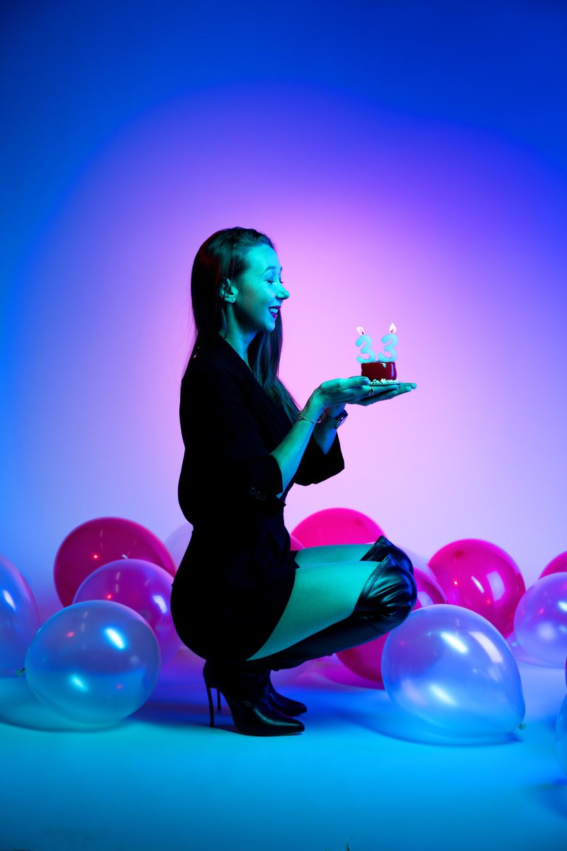 Hello #NFTfam ❤️

Got myself a BIRTHDAY Gift 🎁 
#MetaVixen #532 💙

Matching with my birthday photo🥰

Thank you <a href="/MetaVixensNFT/">MetaVixens 💎💜</a> aka <a href="/theinkedminkNFT/">Ana 💎💜</a> for this beauty &amp; <a href="/BMansGrl/">Miles</a> for letting her go!🤩

I love it!🥰