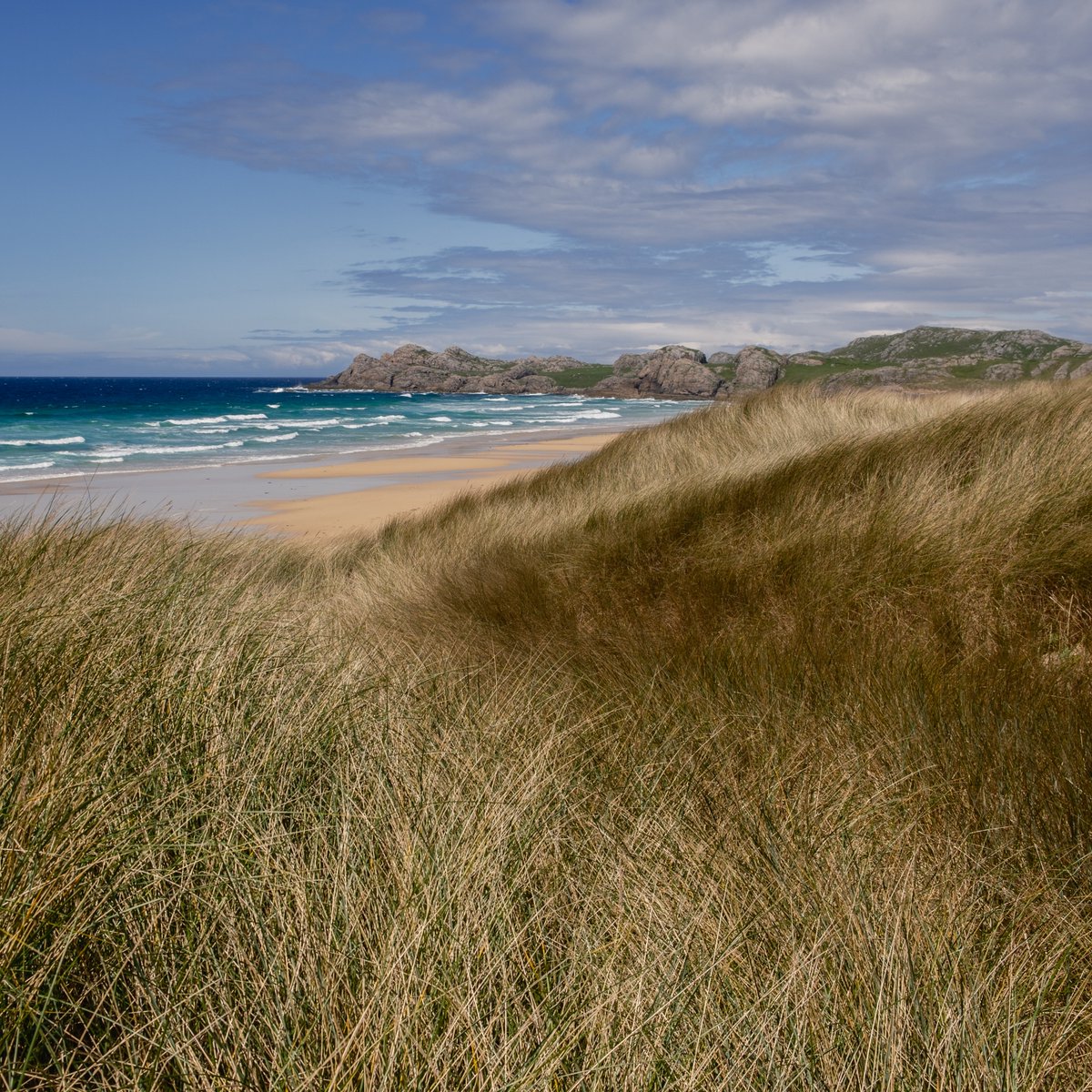 PhotographySwan's tweet image. I'm just back from the lovely Isle of Coll, this is Feall Bay a beautiful sandy beach on the west coast. If you are thinking of planning a trip to The Hebrides why not pick up one of my guidebooks! #coll #hebrides #scotland christopherswan.co.uk/shop/explore-d…