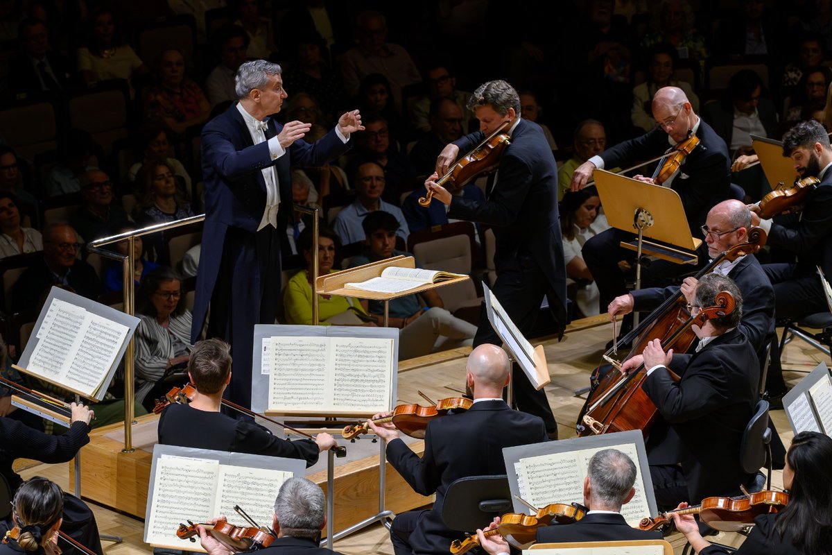 Ibermúsica (@ibermusica_es) on Twitter photo Gran éxito de <a href="/DallasSymphony/">Dallas Symphony</a> y Fabio Luisi ayer con <a href="/JamesEhnes/">James Ehnes</a> que nos regaló Balada Ysaye y el Largo, de Sonata n. 3 BWV 1005 de Bach. Como propina final: Obertura Ruslan y Ludmila de Glinka. Hoy clausuramos: ibermusica.es/.../226/dallas… Fotos: R. Martín. Gracias <a href="/fundacionmutua/">FundaciónMutuaMad</a> Gran éxito de <a href="/DallasSymphony/">Dallas Symphony</a> y Fabio Luisi ayer con <a href="/JamesEhnes/">James Ehnes</a> que nos regaló Balada Ysaye y el Largo, de Sonata n. 3 BWV 1005 de Bach. Como propina final: Obertura Ruslan y Ludmila de Glinka. Hoy clausuramos: ibermusica.es/.../226/dallas… Fotos: R. Martín. Gracias <a href="/fundacionmutua/">FundaciónMutuaMad</a>