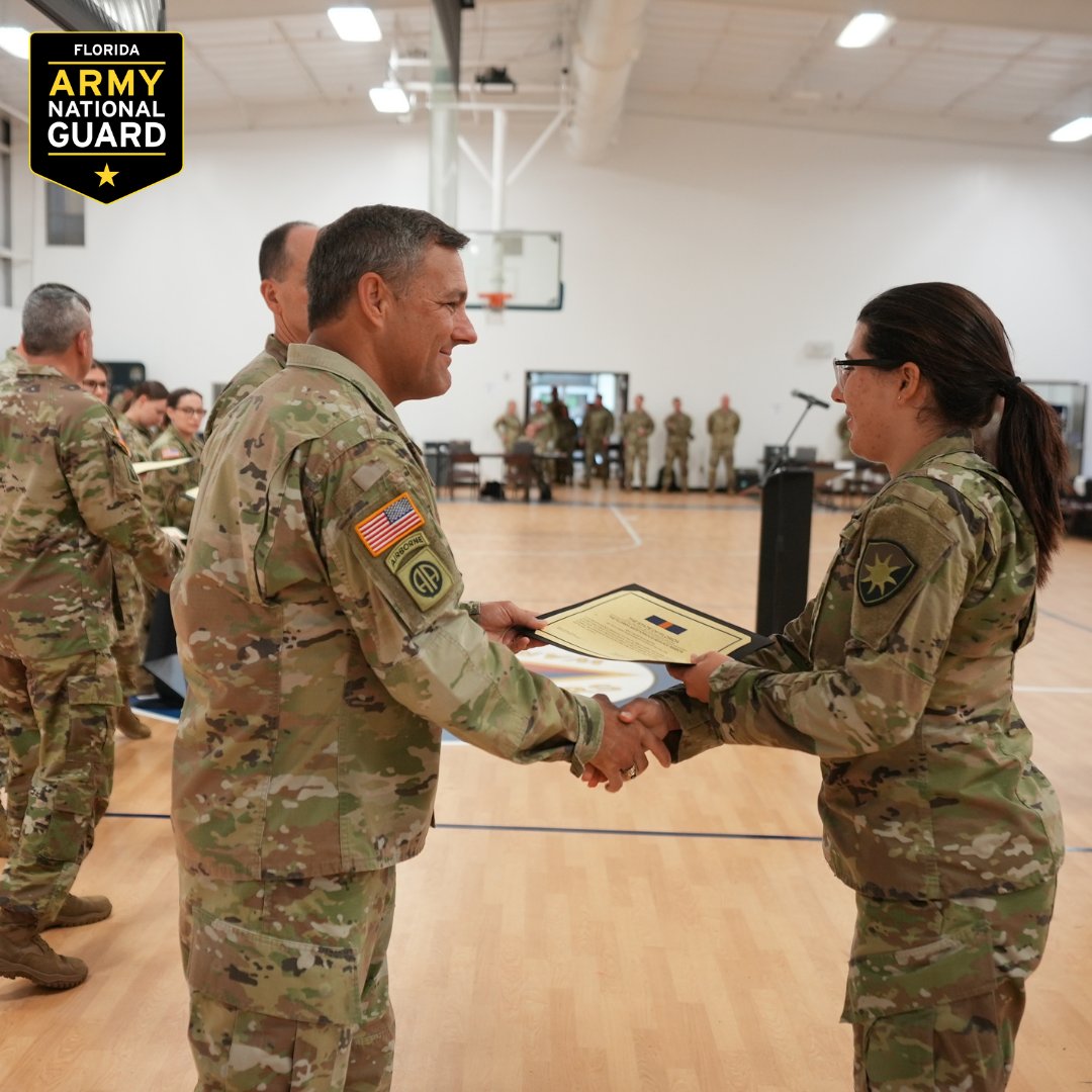 FLArmyGuard's tweet image. The Final Formation, a prestigious event organized by the #FLGuard for soldiers nearing their ETS. This event offers a platform for reenlistment with exceptional #benefits, if eligible some soldiers could receive #bonuses. It also provides opportunities to explore new units &amp;amp; MOS