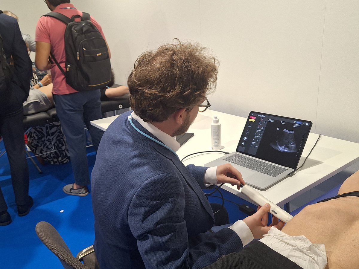 Laura_Turco83's tweet photo. Skill learning center on liver and spleen stiffness! 🤩
Come and put your hands on the new machines!
🔽
@MadalinaTaru @FedRavaioli @EltonDajti https://t.co/MN1FgTWn3o