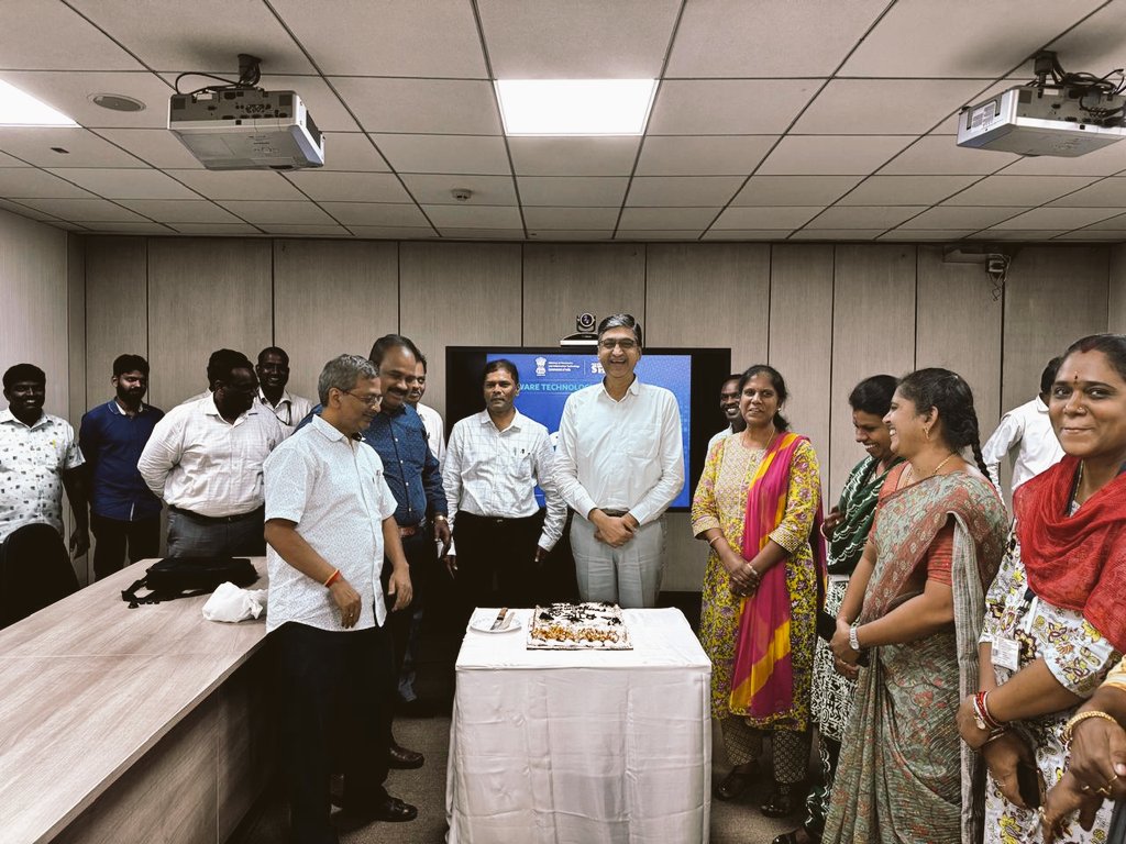 STPIChennai's tweet photo. Officials & staff of STPI-Chennai participated in the live session of 33rd #FoundationDay celebrations of #STPIINDIA
The event was followed by a celebratory cake-cutting ceremony.We're proud of our achievements & excited for the future.
#STPI33Years #ProudMoment #FutureForward https://t.co/FTxotrhIvF