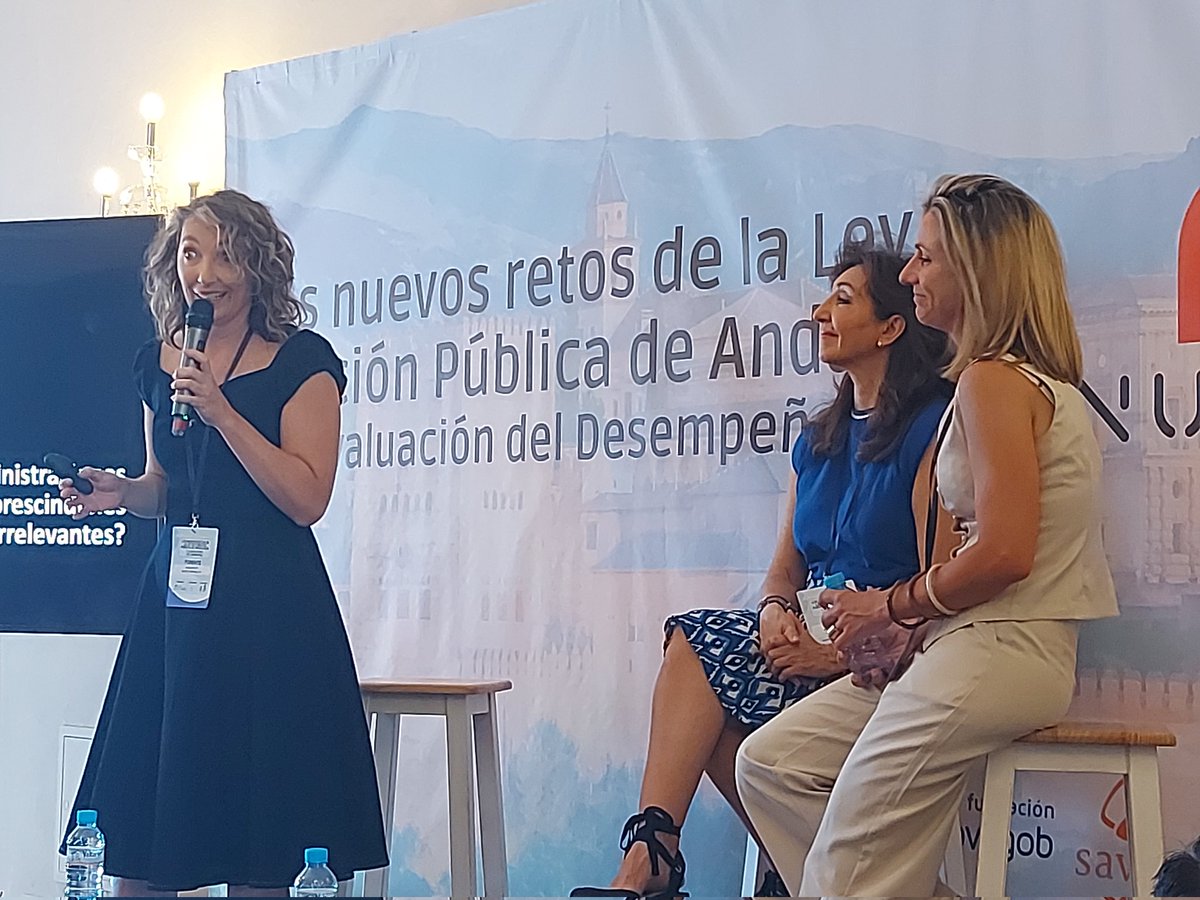Orgullo de compañeras de <a href="/MujeresSP/">Mujeres en el Sector Público</a>, <a href="/AnaBaezF/">Ana Báez</a> participa en el foto "Los retos de la Ley de la función Pública de Andalucia" apostando por la igualdad y la innovación #Pasionporlopublico