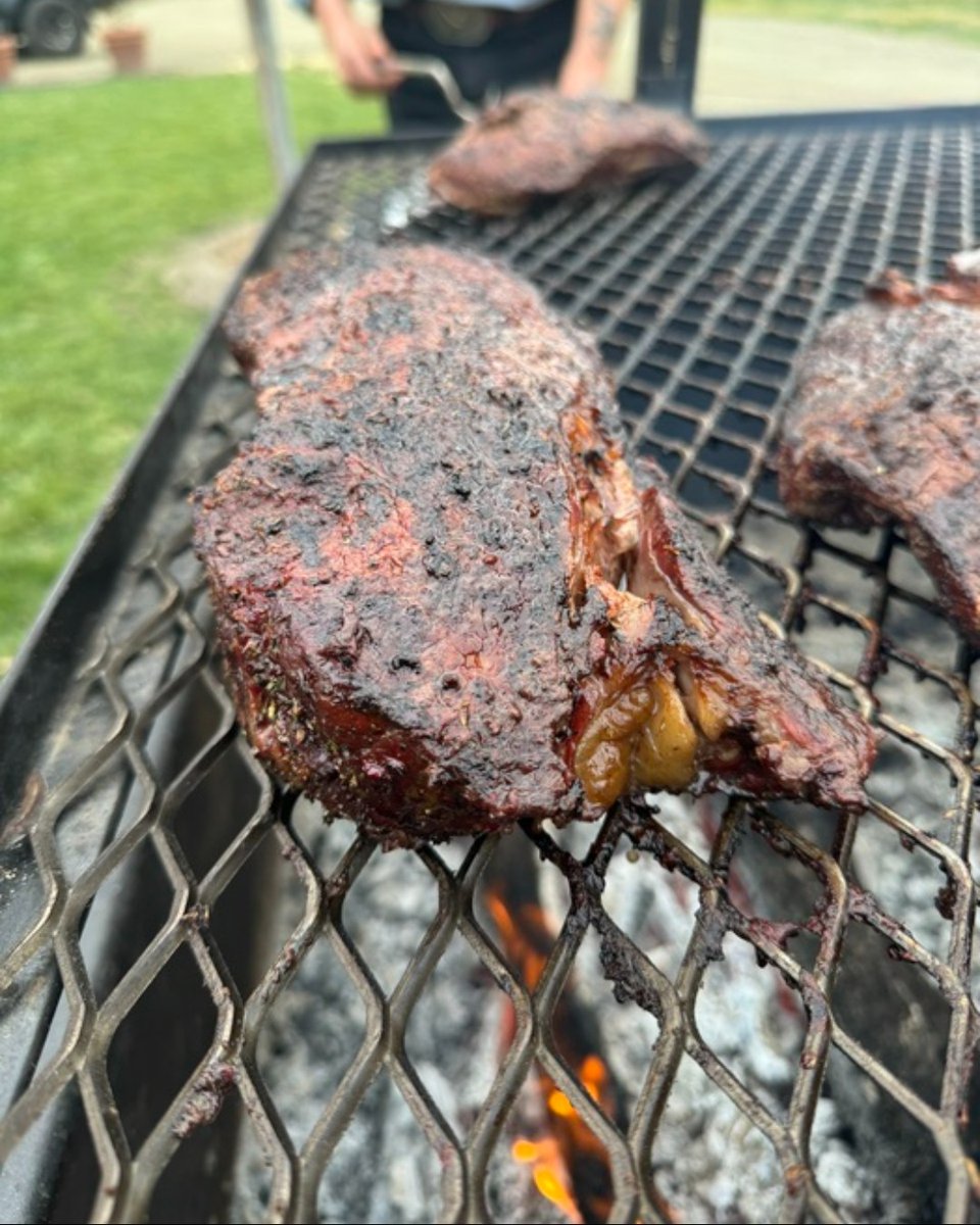 OUTDChannel's tweet image. Don't miss our HOT new series, Life of Fire MONDAYS at 9 PM ET. The series stars Pat Martin of @martinsbbq, and dives into the old ways of #BBQ and #livefirecooking. Get the tips and tricks that will help make your summertime delicious. 

#FindYourAdventure #BBQ #Grilling