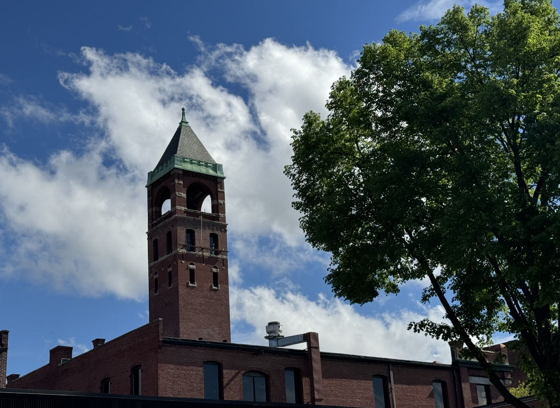 Good morning from @cityoflowellma 
merrimackvalley.org/cities-and-tow…

#VisitMA #MyLocalMA #MerrimackValley
