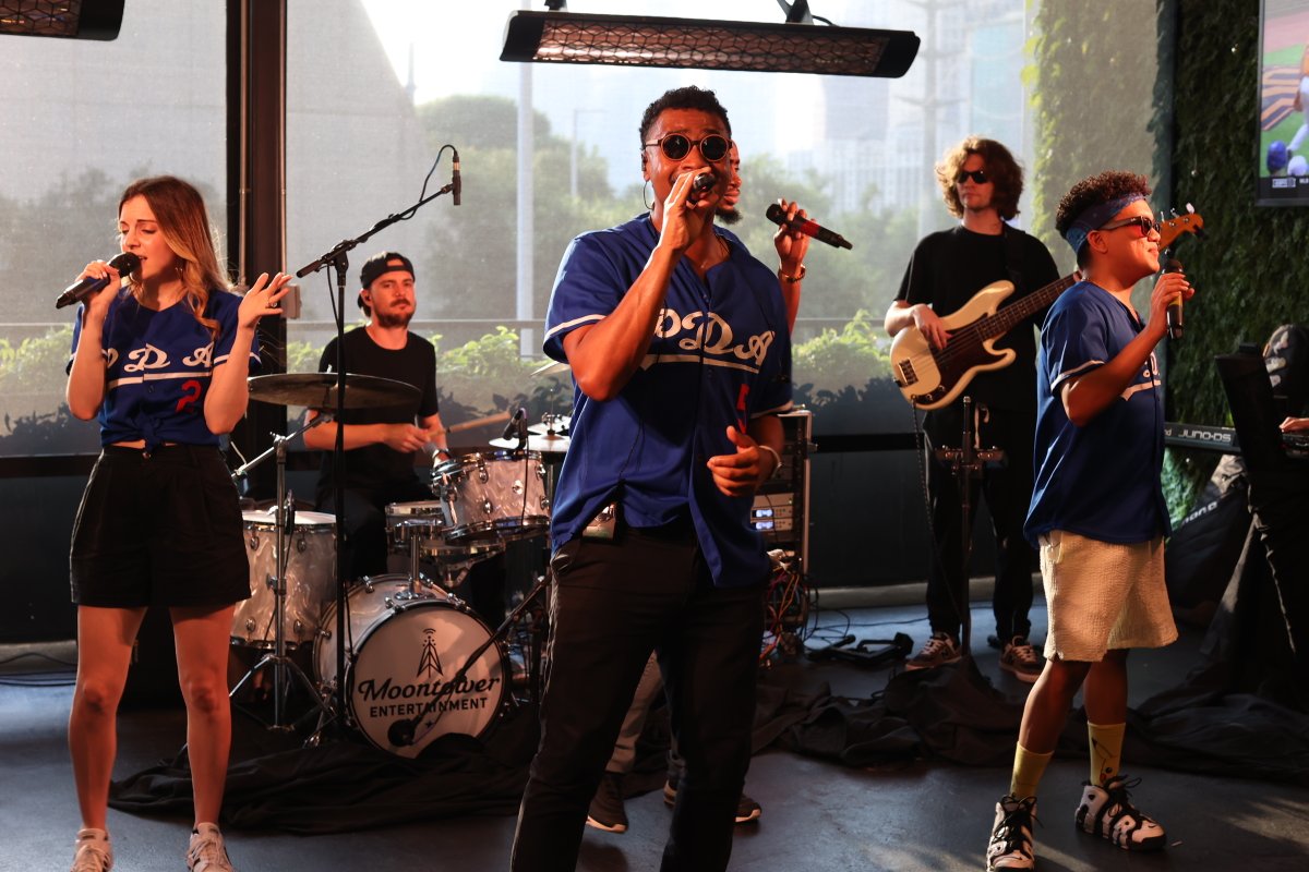 Contentstack's tweet image. Thank you to our sponsors @algolia, @kinandcarta and @ConcordUSA for helping kick off conference week last night at our Welcome Party. 🔥 

We&apos;ll see you all in just a few hours as we officially begin Day 1! See the agenda: bit.ly/3VbubG5 #contentcon2024