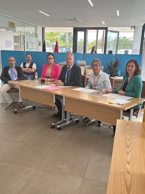 BelgiqueMaroc's tweet photo. 5 juin 2024, jour d'élections : l’Ambassade 🇧🇪 attend plus de 900 électeurs pour les élections fédérales et européennes 🇪🇺 #élections #vote #démocratie https://t.co/Ac5Jh4iZ4g