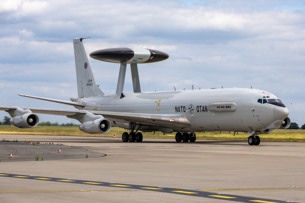 We are at ILA Air Show 2024 in Berlin.
Follow International Flight Network and our reporters <a href="/SpieleWERT/">Jakob Wert</a> and <a href="/MattGrffn/">Matt Griffin - @mattgrffn.bsky.social</a> for updates and photos from the airshow.
#ila24 #avgeek