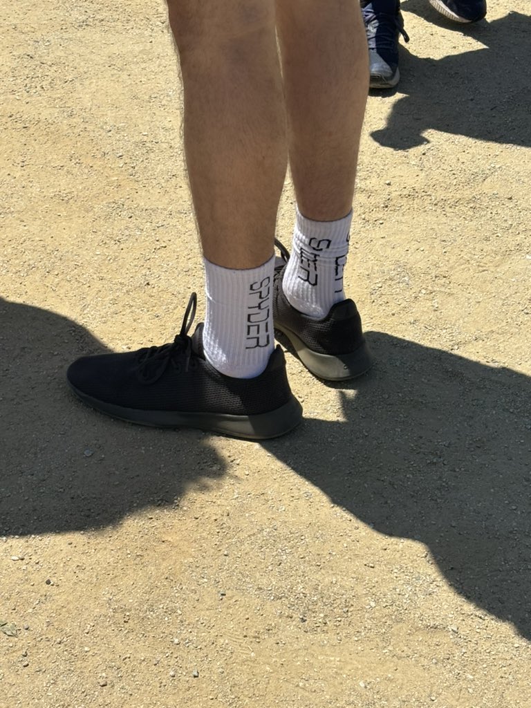 whitesocksmex's tweet photo. https://t.co/L9kktYAb0i