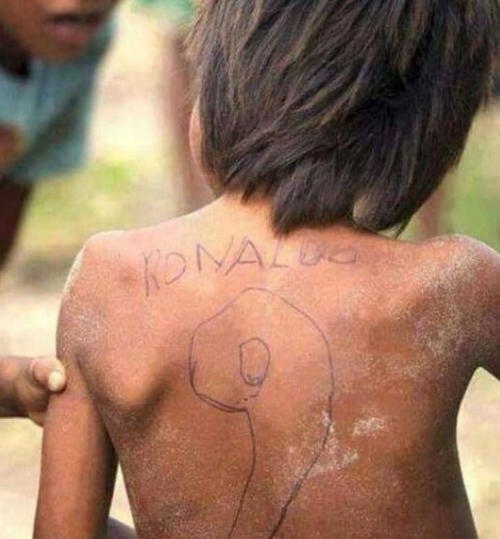 wakatakegroup's tweet photo. TAKE'S VOICE #10 🗣️⚽️ | New blog entry!

"All of my sons are Maradona"

👉TAKE'S VOICE 10th blog entry: https://t.co/yV1762pcmf 

🇬🇧Soon available in English

#grassrootsfootball #immersionprograms #youthdevelopment @WakatakeGroupJP 

#VamosWakatake https://t.co/qh9rjsfjN5