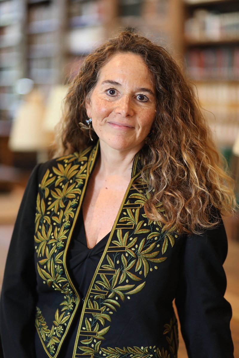 Institut Curie (@institut_curie) on Twitter photo 👏 Toutes nos félicitations au Dr Ana-Maria Lennon-Duménil, directrice de recherche <a href="/Inserm/">Inserm</a> à l'<a href="/institut_curie/">Institut Curie</a>, pour son entrée à l'Académie des sciences, dans la section de biologie humaine et sciences médicales !
📷 Simon Cassanas / <a href="/AcadSciences/">Académie des sciences</a> 👏 Toutes nos félicitations au Dr Ana-Maria Lennon-Duménil, directrice de recherche <a href="/Inserm/">Inserm</a> à l'<a href="/institut_curie/">Institut Curie</a>, pour son entrée à l'Académie des sciences, dans la section de biologie humaine et sciences médicales !
📷 Simon Cassanas / <a href="/AcadSciences/">Académie des sciences</a>