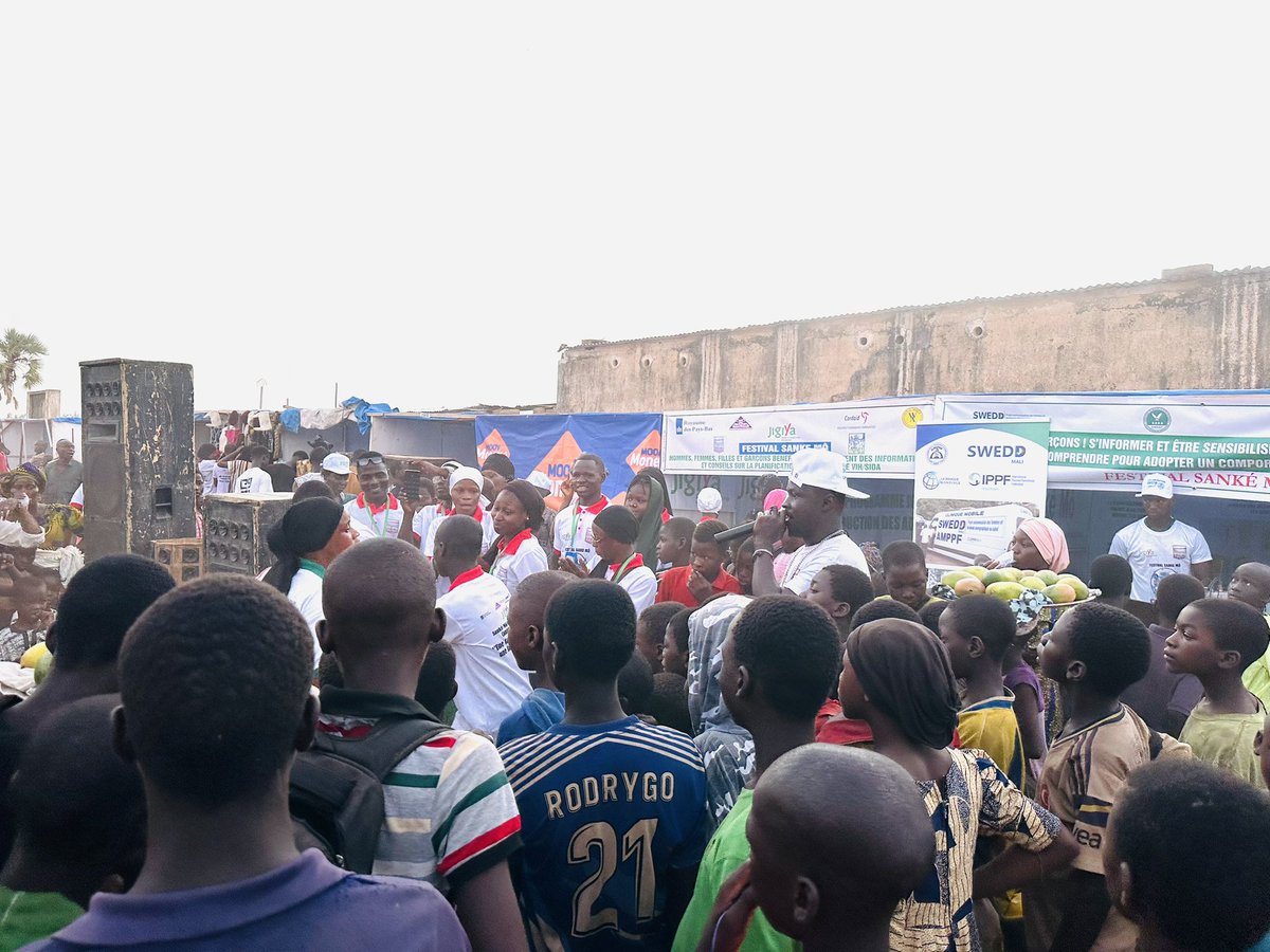 mali_amppf's tweet photo. Faites un tour au stand de l’AMPPF au festival Sanké Mô !
Notre équipe de professionnels est sur place pour vous orienter et faciliter votre accès aux informations essentielles en SR/PF et vous offrir des services gratuits de qualité.
#FestivalSankeMo #AMPPF #SWEDDMali https://t.co/ZEpSCVc6jr