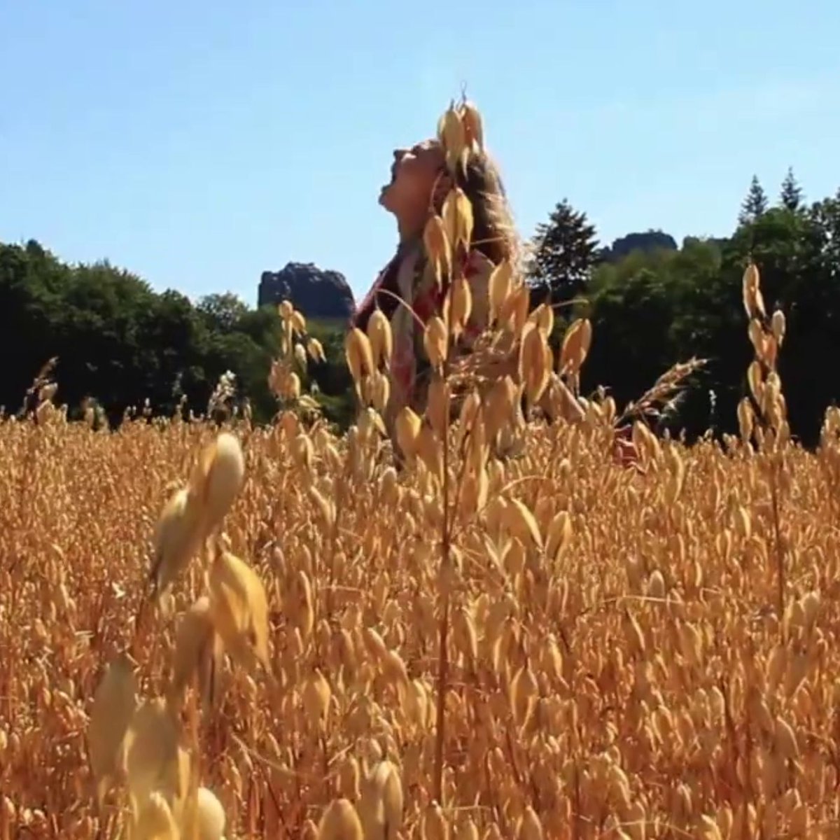 Beyond Skin (@beyondskin) on Twitter photo Released on #WorldEnvironmentDay
Music from the Beyond Skin <a href="/DUDanceni/">DU Dance</a> <a href="/villaleipzig/">VILLA Leipzig</a> #CulturalBridge 'Ode to Earth' project
Recorded <a href="/start_together/">Start Together Studio Belfast</a> #Belfast #CityofMusic beyondskin.bandcamp.com/album/cultural…
Supported by <a href="/ArtsCouncilNI/">Arts Council of Northern Ireland</a> <a href="/goetheinstitut/">goetheinstitut</a> <a href="/BCouncil_NI/">British Council Northern Ireland</a> Fonds Soziokultur e.V. Released on #WorldEnvironmentDay
Music from the Beyond Skin <a href="/DUDanceni/">DU Dance</a> <a href="/villaleipzig/">VILLA Leipzig</a> #CulturalBridge 'Ode to Earth' project
Recorded <a href="/start_together/">Start Together Studio Belfast</a> #Belfast #CityofMusic beyondskin.bandcamp.com/album/cultural…
Supported by <a href="/ArtsCouncilNI/">Arts Council of Northern Ireland</a> <a href="/goetheinstitut/">goetheinstitut</a> <a href="/BCouncil_NI/">British Council Northern Ireland</a> Fonds Soziokultur e.V.